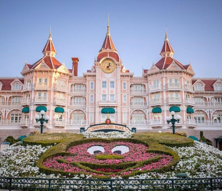 5 reasons to visit Disneyland Paris 
